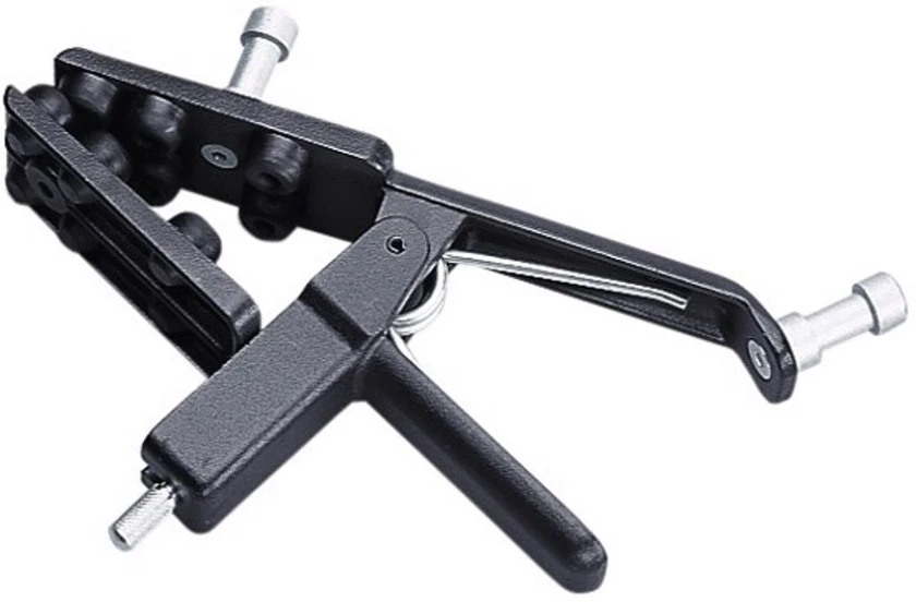 Avenger C1525 nagyítás