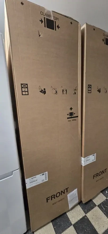 Bosch KGN392LDF/B nagyítás