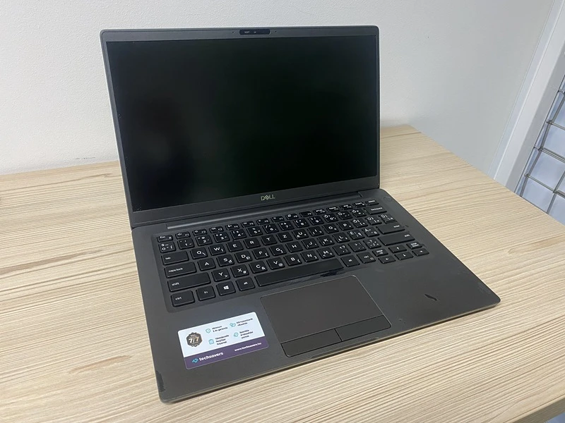 Dell MB-P301737-P318677 nagyítás