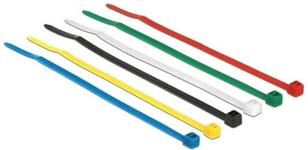 Delock 18627 nagyítás