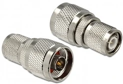 Delock 88827 nagyítás