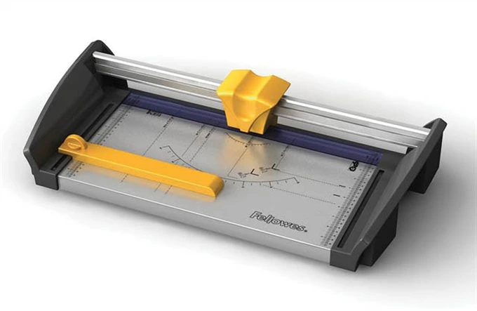 Fellowes A3, 30 LAP nagyítás