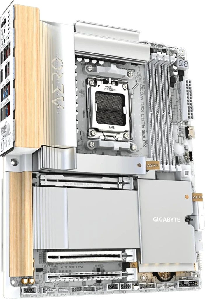 Gigabyte X870EAEROXWOOD nagyítás