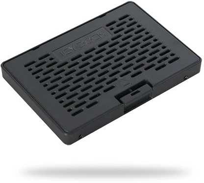 Icy dock MB703M2P-B nagyítás