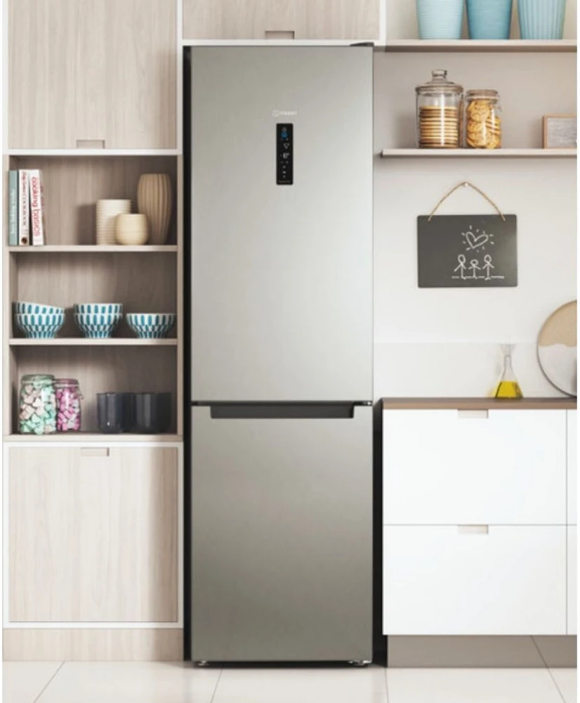 <span itemprop='brand'>Indesit</span> <span itemprop='sku'>INFC8 TT33X</span> nagyítás