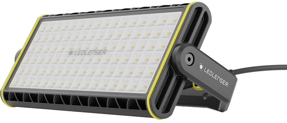 Led lenser 8000 LM nagyítás