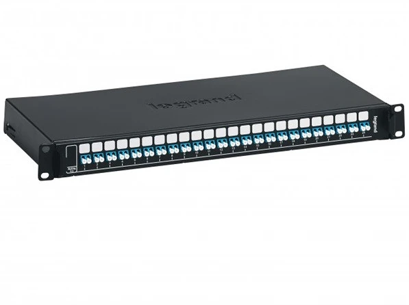 Legrand 032165 nagyítás