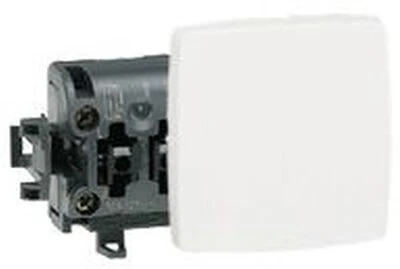 <span itemprop='brand'>Legrand</span> <span itemprop='sku'>086106</span> nagyítás