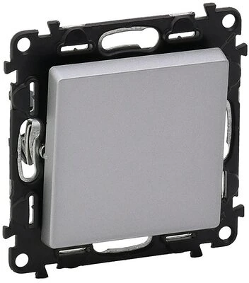 Legrand 752306 nagyítás