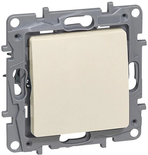 Legrand 764600 nagyítás