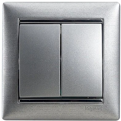Legrand 770105 nagyítás
