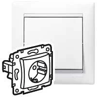<span itemprop='brand'>Legrand</span> <span itemprop='sku'>774421</span> nagyítás