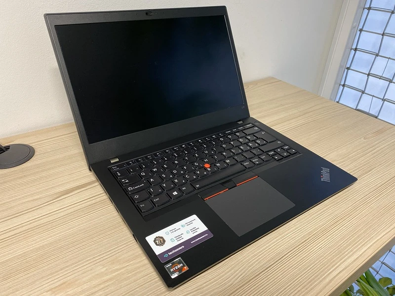 Lenovo L14 GEN1 nagyítás
