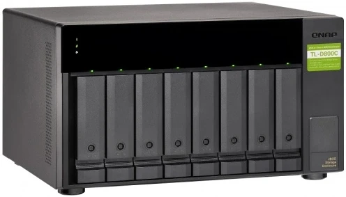 Qnap TL-D800C nagyítás