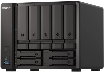 Qnap TS-H973AX-8G nagyítás