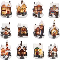 Dekorációs termékek KDC 01 téli LED-es házikó, színes, 12 féle forma, polyresin, beltéri kép