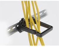Delock 90770 kábeltartó 70 x 70 mm méretű din sínhez kapcsoláshoz felszerelő kép