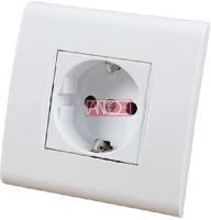 Evian 321099 1-es földelt dugalj kép