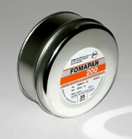 Foma FOM11340 Pan 200 35 mm fekete-fehér negatív kisfilm (50m tekercsben) kép