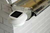 Grundig 326380 Solar fali lámpa, felakasztható kép