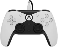 Hyperkin 11|10 xbox liszenszelt vezetékes kontroller, fehér kép