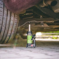 M.n.c. 55770-1 Hidraulikus emelő - 2 t palackos emelő kép