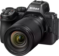 Nikon VOA170K004 Z 5ii + z 24-105 f/4-7.1 kit kép