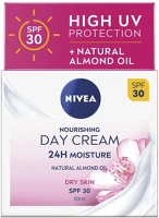 Nivea C35728 aqua effect essentials tápláló nappali száraz/érzékeny bőrre 50 ml kép
