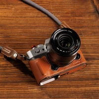 Smallrig 5670 Leather half case kit for fujifilm x-t30 / x-t30 ii / x-t30 iii brown kép