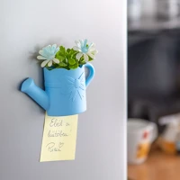 Vog und arths 11835 Műnövény dekoráció - mágneses - öntözőkanna - 11 x 10 cm - 4 féle kép