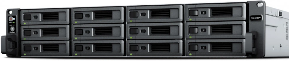 Synology RS2423RP+ nagyítás