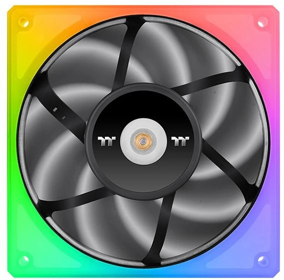 Thermaltake 3-FAN nagyítás