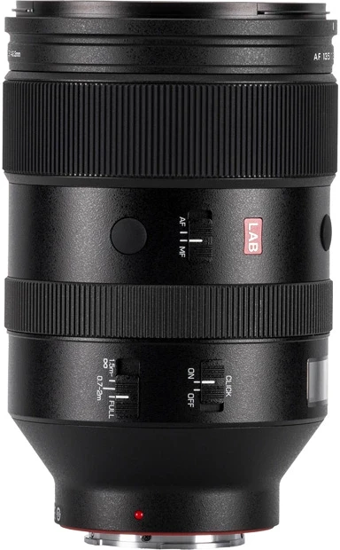 Viltrox VTAF135F18_E nagyítás